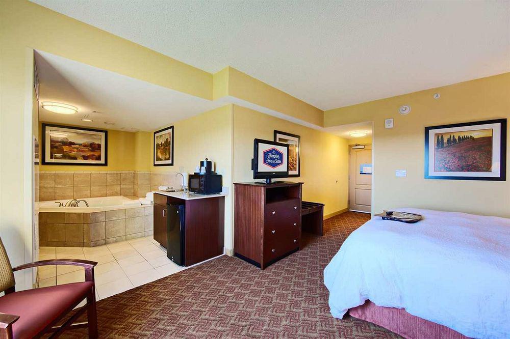 Hampton Inn & Suites Oklahoma City-Bricktown Δωμάτιο φωτογραφία